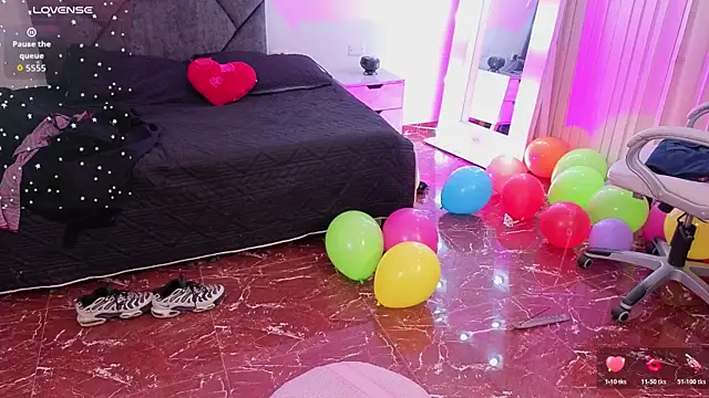 _sharlotte777 webcam