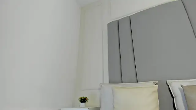 CannelaSmith webcam