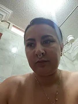 Abril_Luv webcam