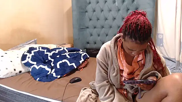 EbonyEssence webcam