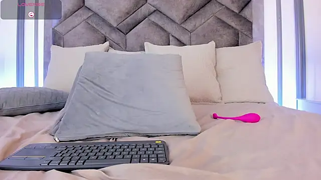 cocoamore webcam