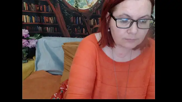 PlayfullMature webcam