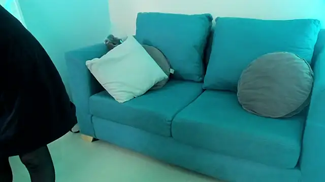 Ivonne_4 live cam on StripChat