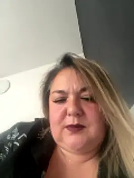 MikyVesela webcam