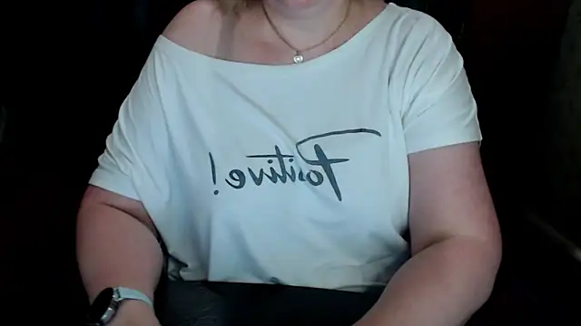 AlisaHot55 webcam
