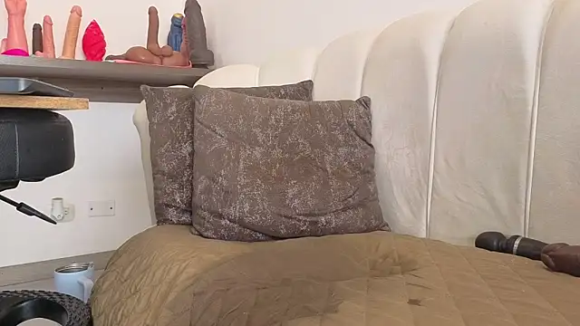 Watch Jade_Amado_ live on EroticFlix - High definition streams
