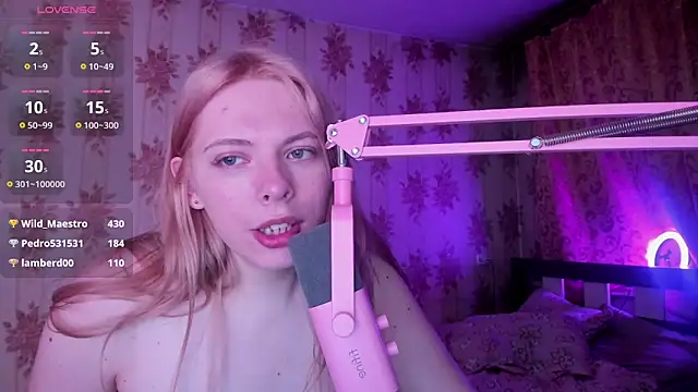 Cutie_Bambi live sex cam