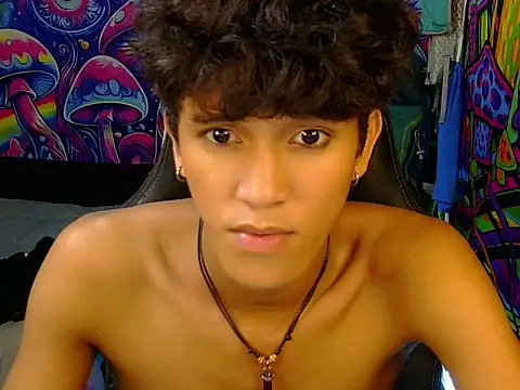hugekenbigcock webcam