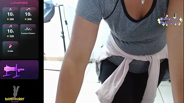 keyklin1 live cam on StripChat