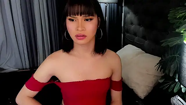 delightfulasianhugecock webcam