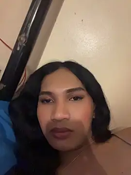 slutty_aki webcam