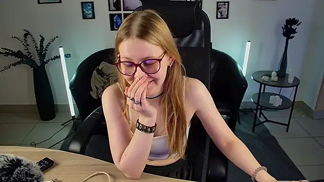 lanafitch webcam