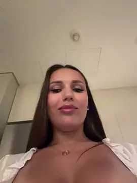 syka0001 (F young) - Tease my clitories with vibra 😛💕🔥