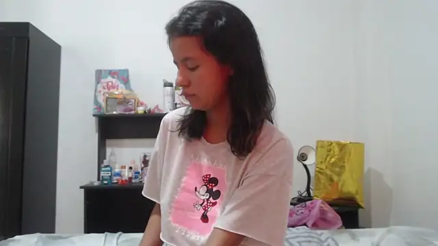 nathaly_jones_ webcam