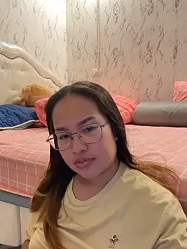 Ponthip webcam