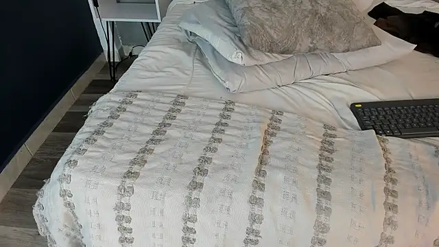 Charlie___Musk webcam
