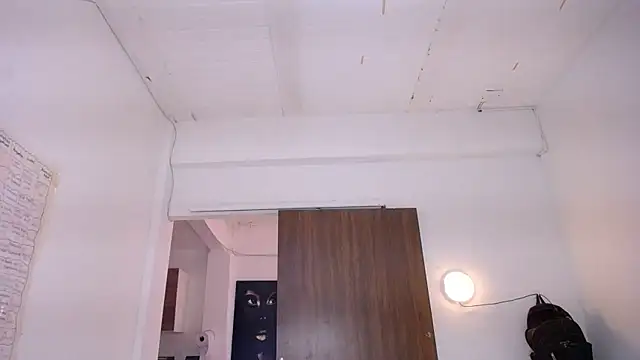 yselahot webcam