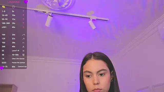 Watch Aleejaa__ live on EroticFlix - High definition streams