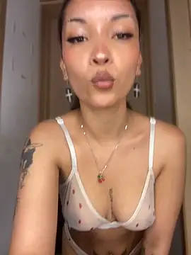 baby_lizy webcam