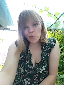JuicyKate29 webcam
