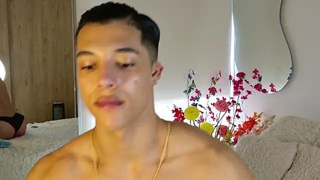 Troye_Williams webcam