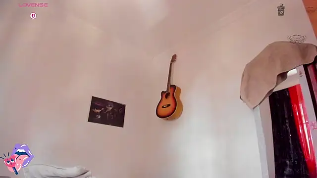 ghostwomaan webcam