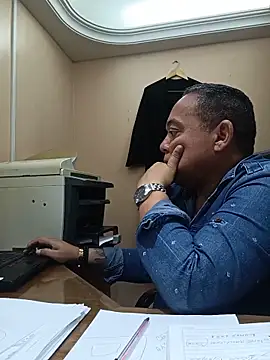 LawyerSilver_ webcam