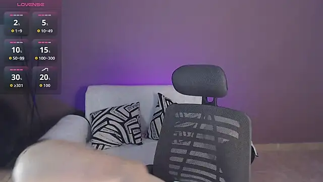 Bella_jh webcam
