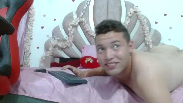 sven_fox723 webcam