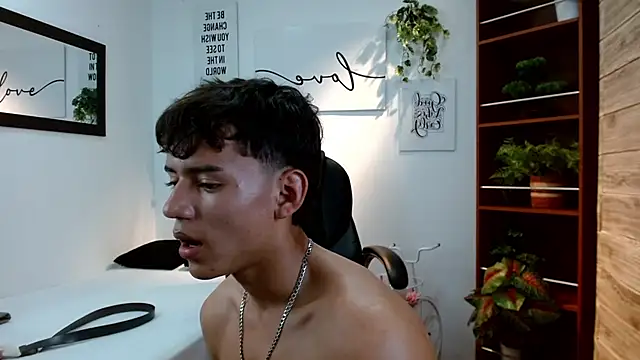 Ryan_grayx webcam