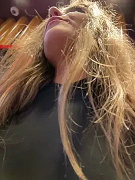 Watch vanessa_anna live on EroticFlix - High definition streams