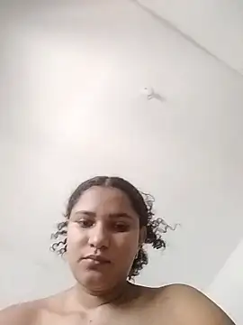 LiaRose-1 webcam