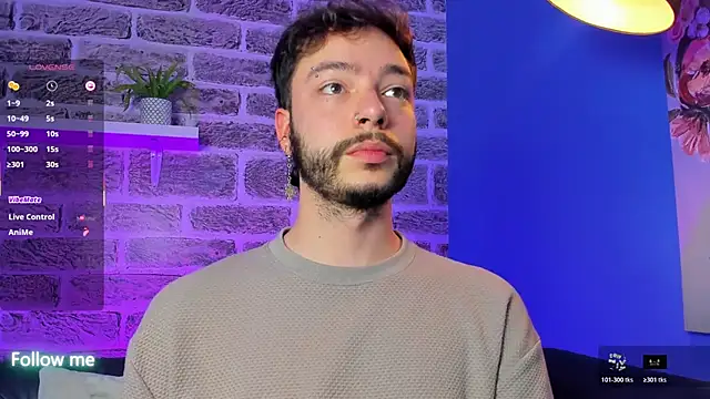 noah_ricci webcam