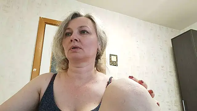 EdithManning webcam