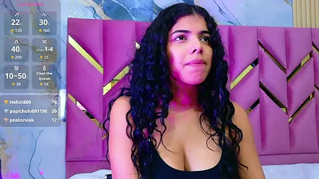 hotiergirl webcam