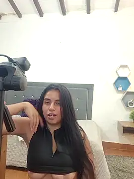 Lunaluxe1001 webcam