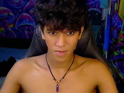 hugekenbigcock webcam