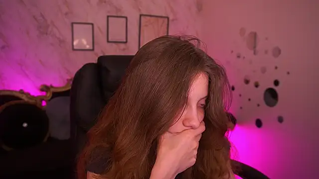 CuteeFoxy webcam