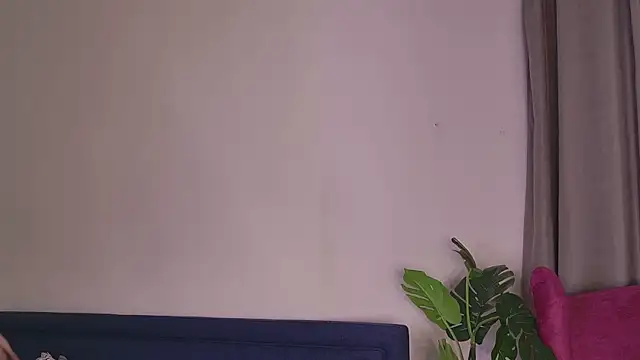 Oksi_Koxy webcam