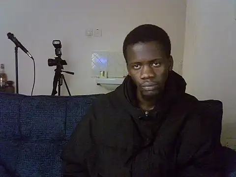 Thee_Biggest webcam