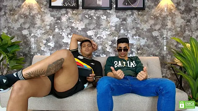Alejandro_and_Deiby webcam