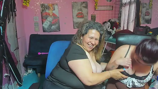 lesbiancuple webcam
