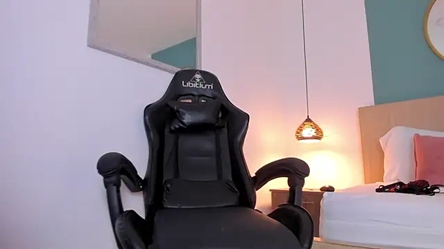 lucy_blue28 webcam