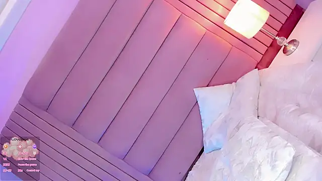 Camille_deluxe webcam