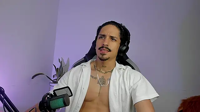 Lukeetaylor webcam