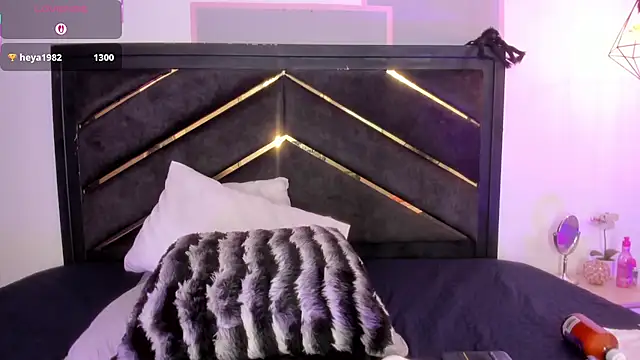 april_jones05 webcam