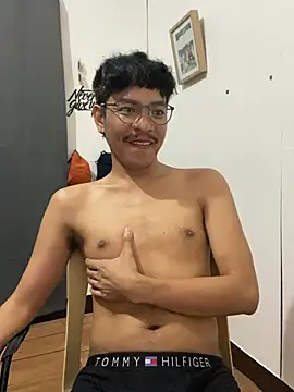 asian_darlingcummersxXx webcam
