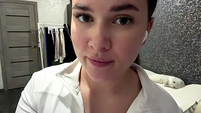 cuteshowy webcam