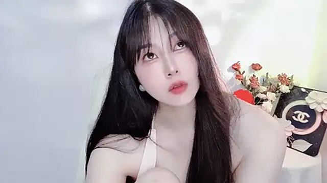 Lydia_170 webcam