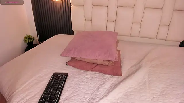 kristakinnky webcam